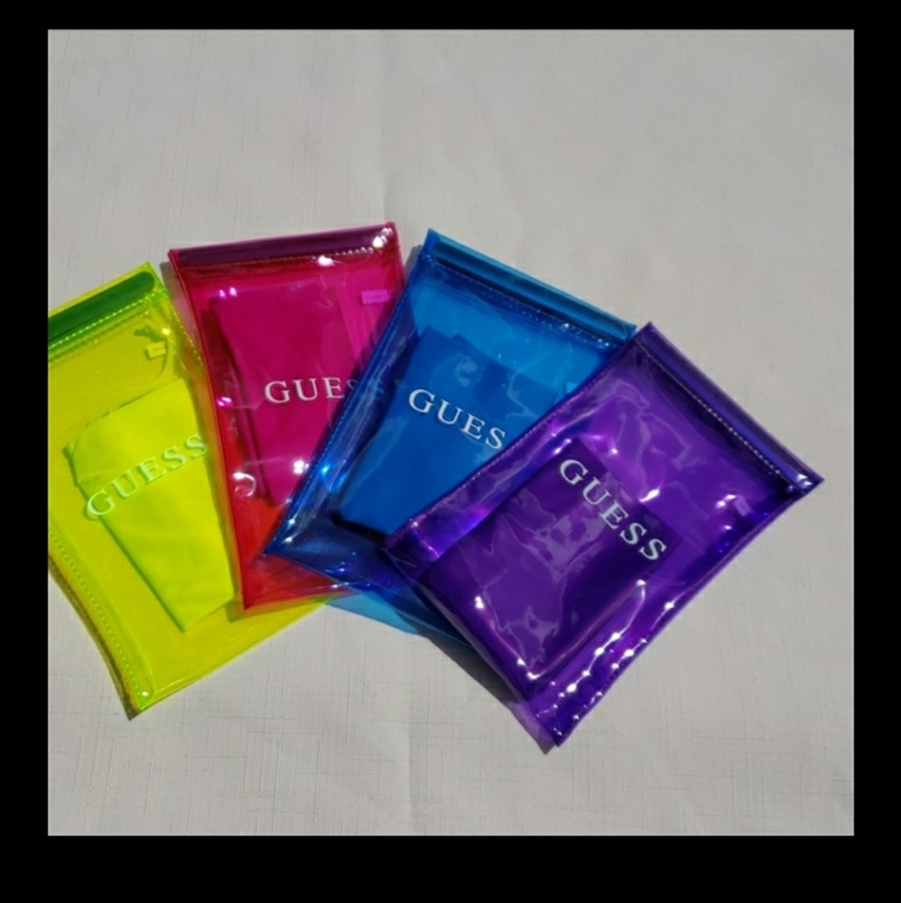 NWT GUESS Transparent Plastic case for eyewear w/microfiber drawstring pouch